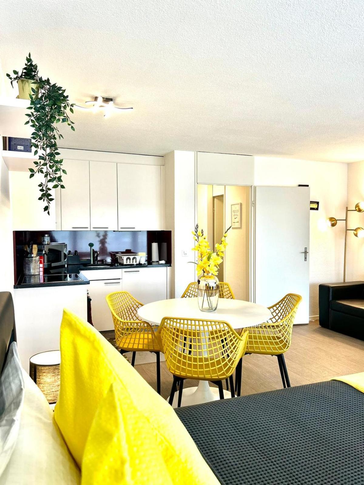 Little Penthouse **** Apartment Dietikon Exterior photo